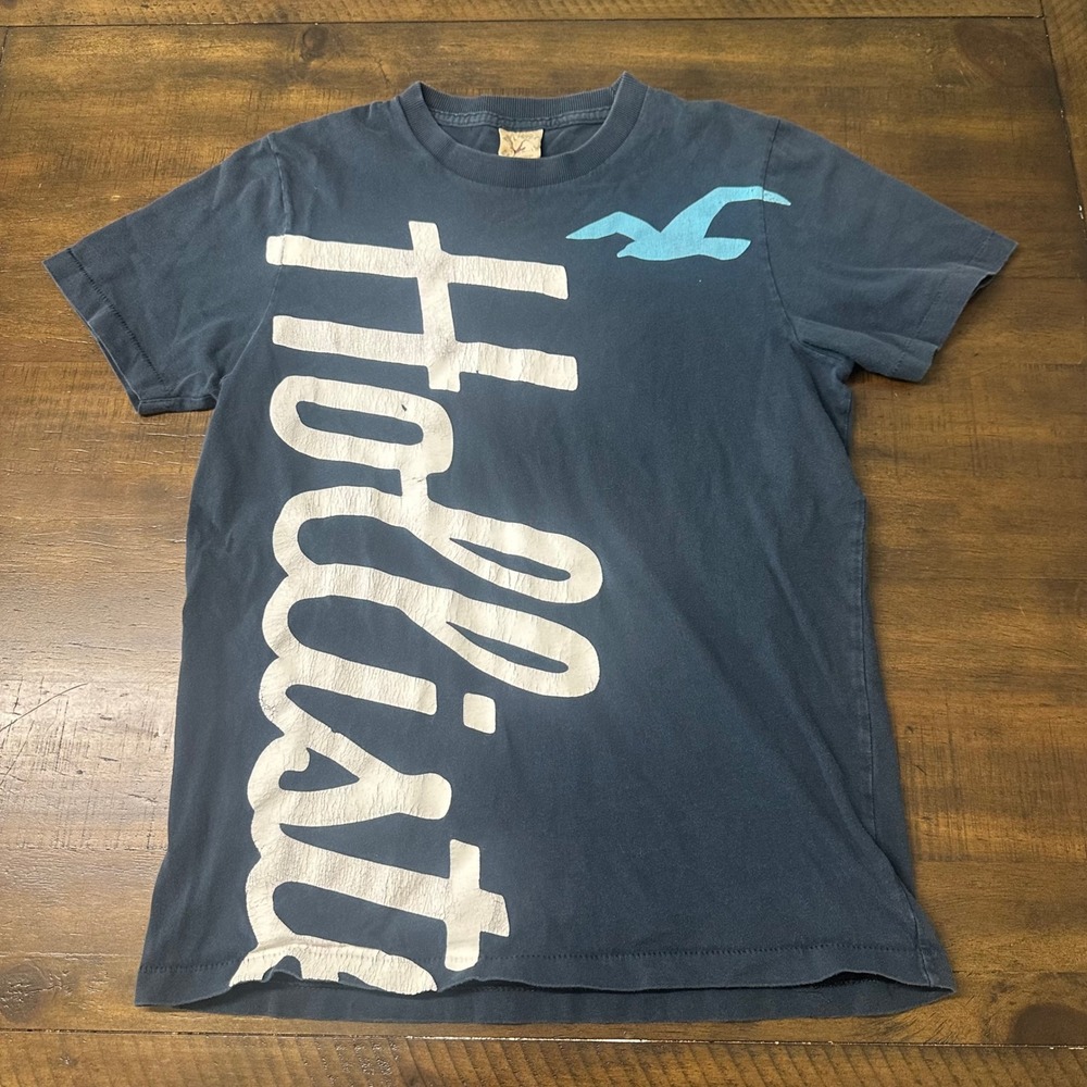 Hollister Mens Graphic T-Shirt Small Navy Blue Vintage Y2K Logo Cotton Tee